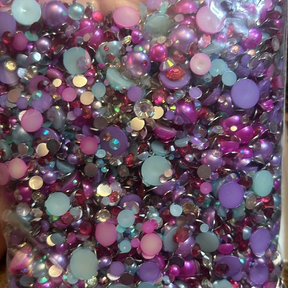 Loose resin rhinestones and pearls - Picture 5 of 6